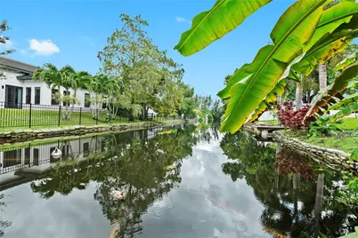 180 SW 125th Ave, Plantation, FL 33325 - Photo 29