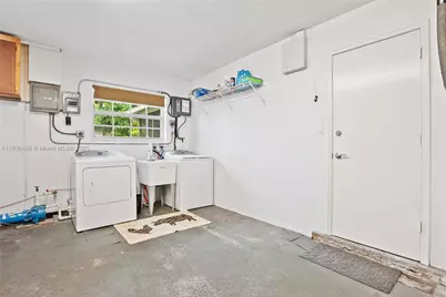 180 SW 125th Ave, Plantation, FL 33325 - Photo 23