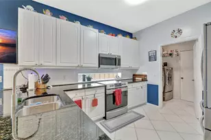 568 NW Cortina Ln, Port Saint Lucie, FL 34986 - Photo 25