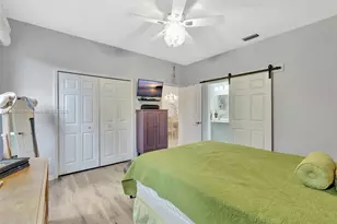 568 NW Cortina Ln, Port Saint Lucie, FL 34986 - Photo 17