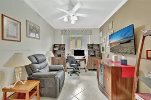 568 NW Cortina Ln, Port Saint Lucie, FL 34986 - Photo 9