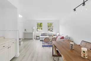 1249 Chenille Cir, Weston, FL 33327 - Photo 9