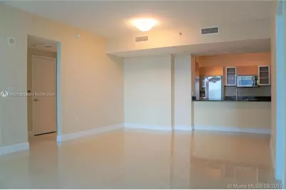 951 Brickell Ave #2405, Miami, FL 33131 - Photo 11