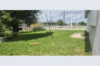 22004 SW 113th Pl, Miami, FL 33170 - Photo 15