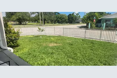 22004 SW 113th Pl, Miami, FL 33170 - Photo 13