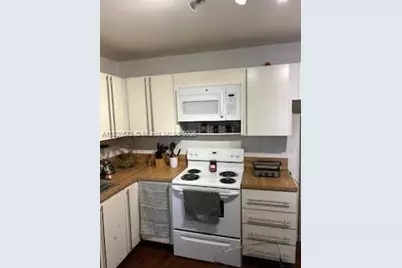 10441 Mahogany Key Cir #202, Miami, FL 33196 - Photo 7