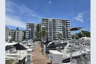 1700 NW N River Dr #1001, Miami, FL 33125 - Photo 83