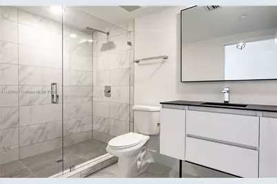 4400 Sunrise Blvd #T-1, Plantation, FL 33317 - Photo 23