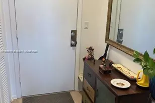 1780 NE 191st St, Miami, FL 33179 - Photo 3