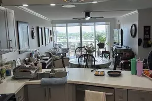 1780 NE 191st St, Miami, FL 33179 - Photo 5