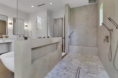 524 13th St SW, Naples, FL 34117 - Photo 21