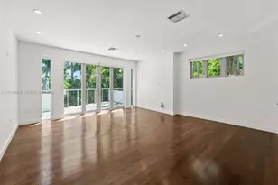 5625 N Bay Rd, Miami Beach, FL 33140 - Photo 15