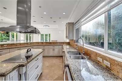 13400 SW 83rd Ave, Pinecrest, FL 33156 - Photo 15