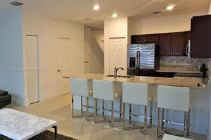 10498 W 33rd Way, Hialeah, FL 33018 - Photo 11