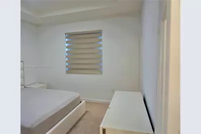 10498 W 33rd Way, Hialeah, FL 33018 - Photo 17