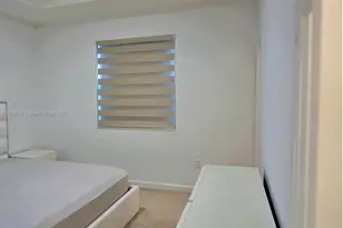 10498 W 33rd Way, Hialeah, FL 33018 - Photo 17