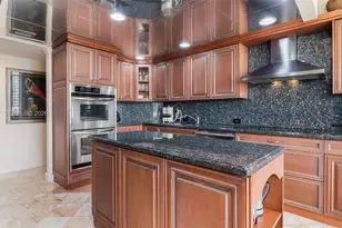 3000 Island Blvd, Aventura, FL 33160 - Photo 61