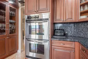 3000 Island Blvd, Aventura, FL 33160 - Photo 55