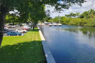 3401 N Country Club Dr, Aventura, FL 33180 - Photo 1