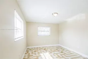 8361 NW 28th Pl, Sunrise, FL 33322 - Photo 23