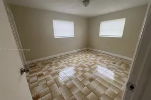 8361 NW 28th Pl, Sunrise, FL 33322 - Photo 5