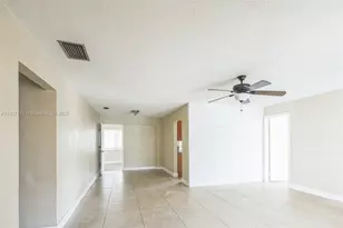 8361 NW 28th Pl, Sunrise, FL 33322 - Photo 17