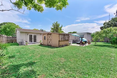 65 NE 209th Ter, Miami Gardens, FL 33179 - Photo 21