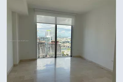68 SE 6th St #3204, Miami, FL 33131 - Photo 15