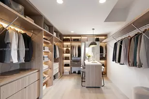 20379 W Country Club Dr, Aventura, FL 33180 - Photo 9