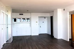 20379 W Country Club Dr, Aventura, FL 33180 - Photo 5