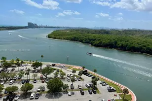 400 Kings Point Dr, Sunny Isles Beach, FL 33160 - Photo 39