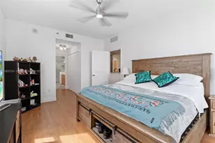 2681 N Flamingo Rd, Sunrise, FL 33323 - Photo 11