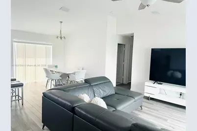 2524 NE 5 Ave, Cape Coral, FL 33909 - Photo 3