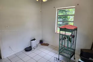 3521 E 8th Ave, Hialeah, FL 33013 - Photo 15