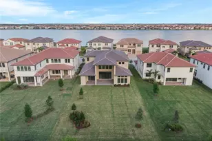 9065 W Parkland Bay Trl, Parkland, FL 33076 - Photo 3