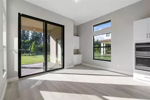 9065 W Parkland Bay Trl, Parkland, FL 33076 - Photo 19