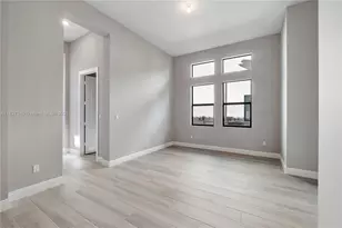 9065 W Parkland Bay Trl, Parkland, FL 33076 - Photo 9