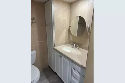 661 N University Dr #1-201, Pembroke Pines, FL 33024 - Photo 5