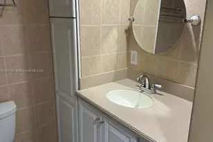 661 N University Dr, Pembroke Pines, FL 33024 - Photo 5