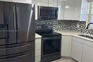 661 N University Dr, Pembroke Pines, FL 33024 - Photo 13