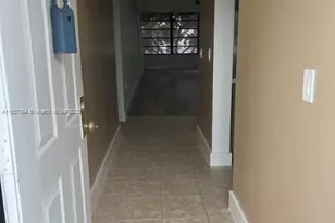 1715 Whitehall Dr, Davie, FL 33324 - Photo 3