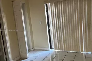 9850 Hammocks Blvd, Miami, FL 33196 - Photo 17