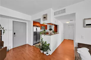 36 NW 6th Ave, Miami, FL 33128 - Photo 9