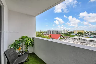 36 NW 6th Ave #701, Miami, FL 33128 - Photo 5