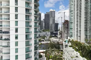 90 SW 3rd St, Miami, FL 33130 - Photo 35