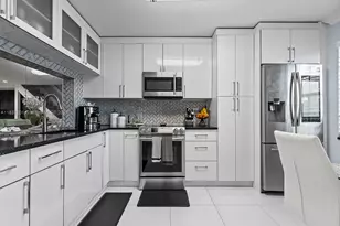 10942 W Sample Rd, Coral Springs, FL 33065 - Photo 11