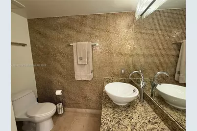 41 SE 5th St #2308, Miami, FL 33131 - Photo 27