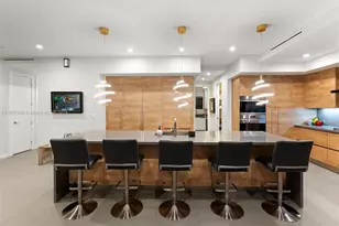 7621 SW 59th Ct, South Miami, FL 33143 - Photo 11