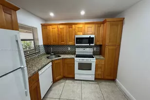 3817 Cocoplum Cir, Coconut Creek, FL 33063 - Photo 3