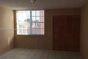 1054 W 44th Terrace, Hialeah, FL 33012 - Photo 15